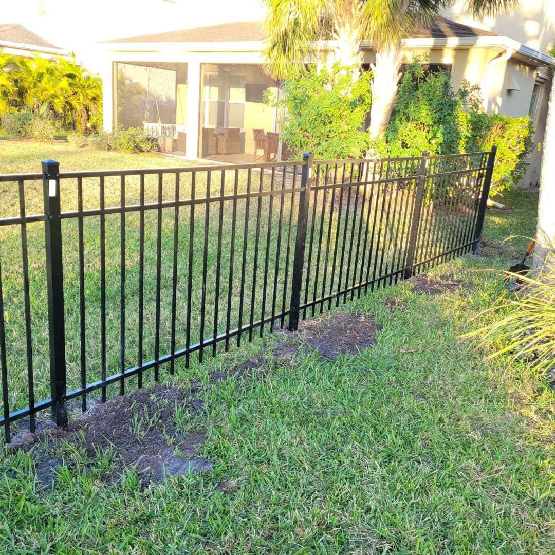 10-Aluminum-fence