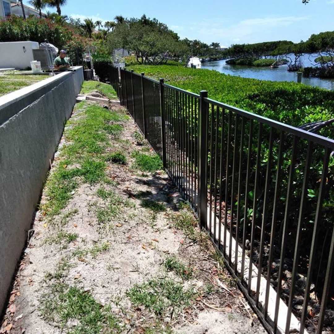 2-Aluminum-fence