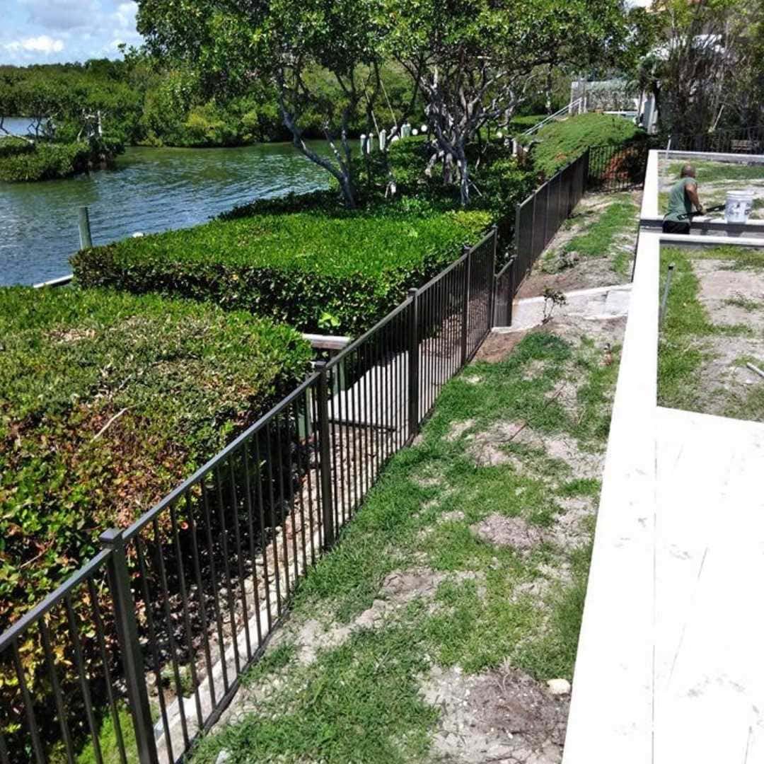 3-Aluminum-fence