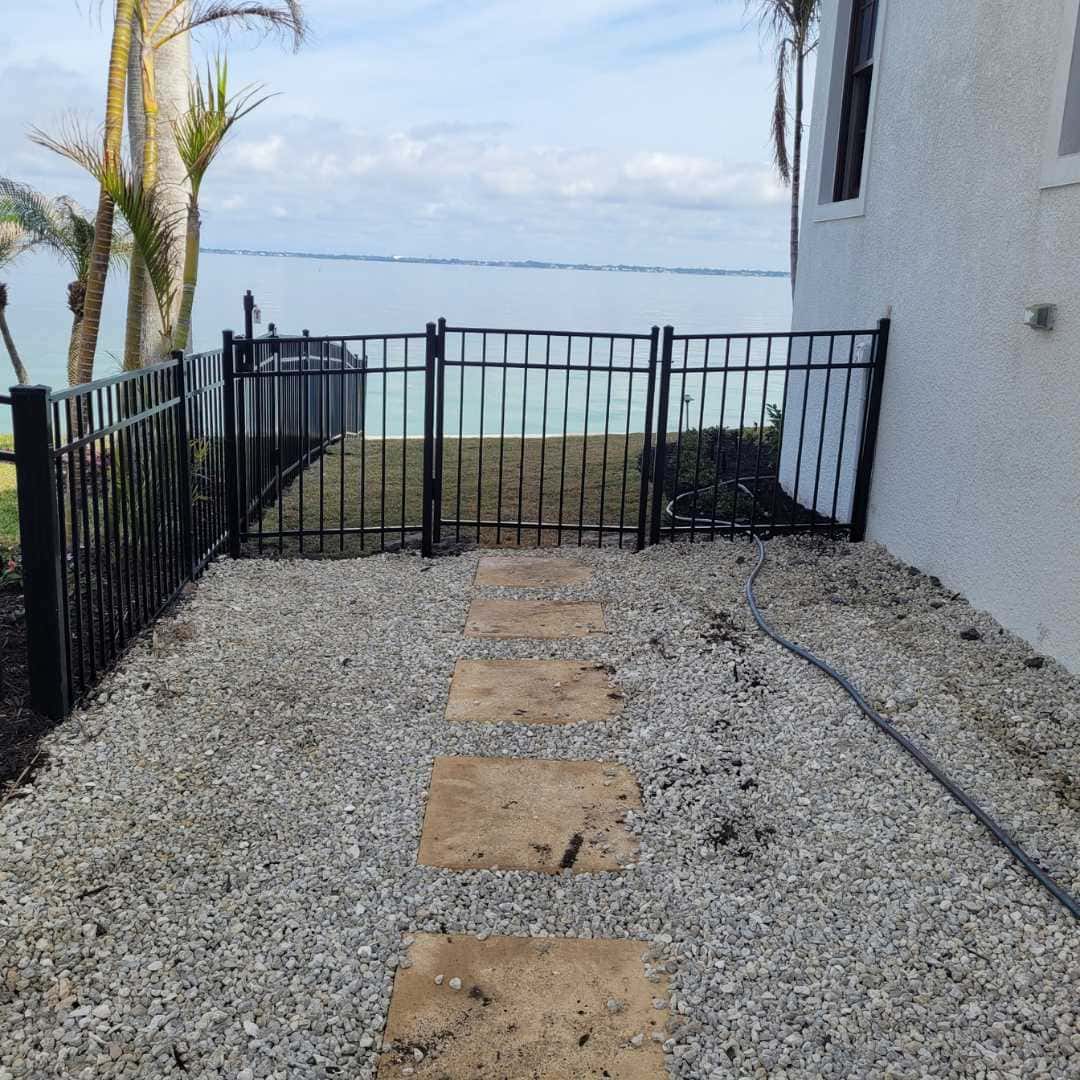 5-Aluminum-fence